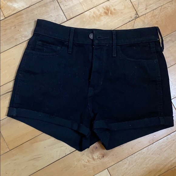 Hollister Pants - Hollister high waisted black shorts